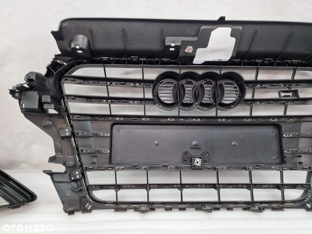 AUDI A3 / S3 8V0 / 8V3 12- ATRAPA / GRILL PRZEDNI PRZÓD , BARDZO ŁADNA , SZARA , NR 8V3853651B/C , NR AUKCJI GL696 (GL697) - 11