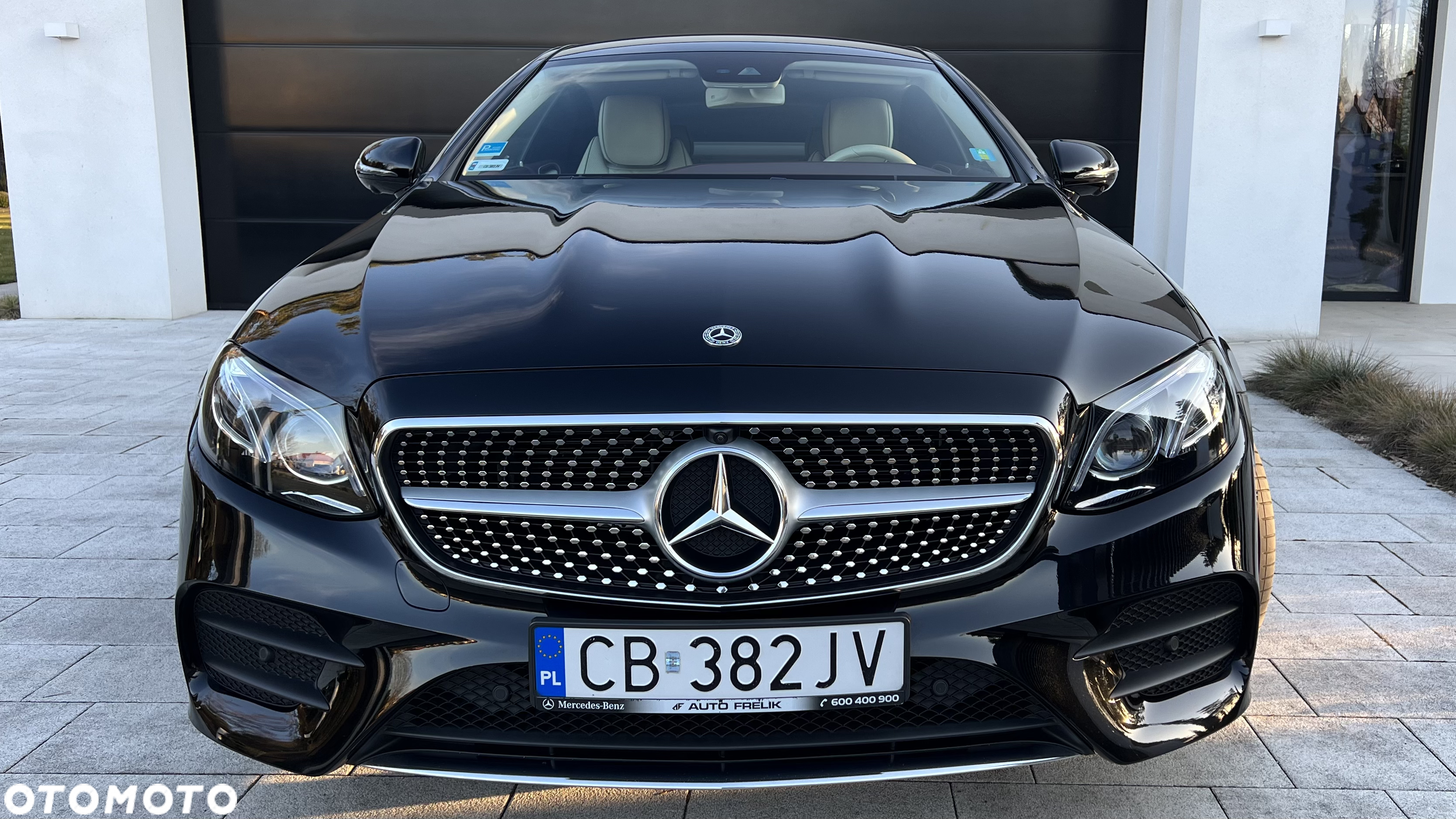 Mercedes-Benz Klasa E 300 Coupe 9G-TRONIC - 5