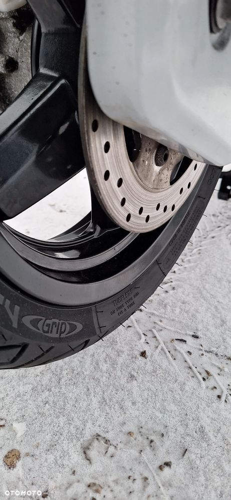 Yamaha X-max - 25