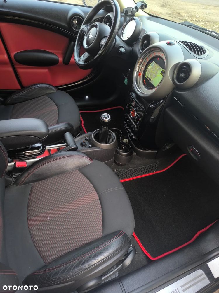 MINI Countryman Cooper D ALL4 - 16