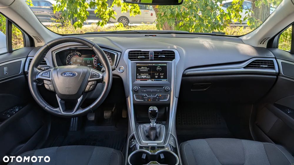 Ford Mondeo 2.0 TDCi Titanium - 17
