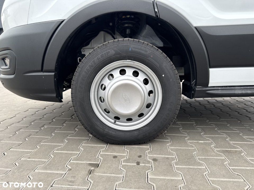 Ford Transit - 19