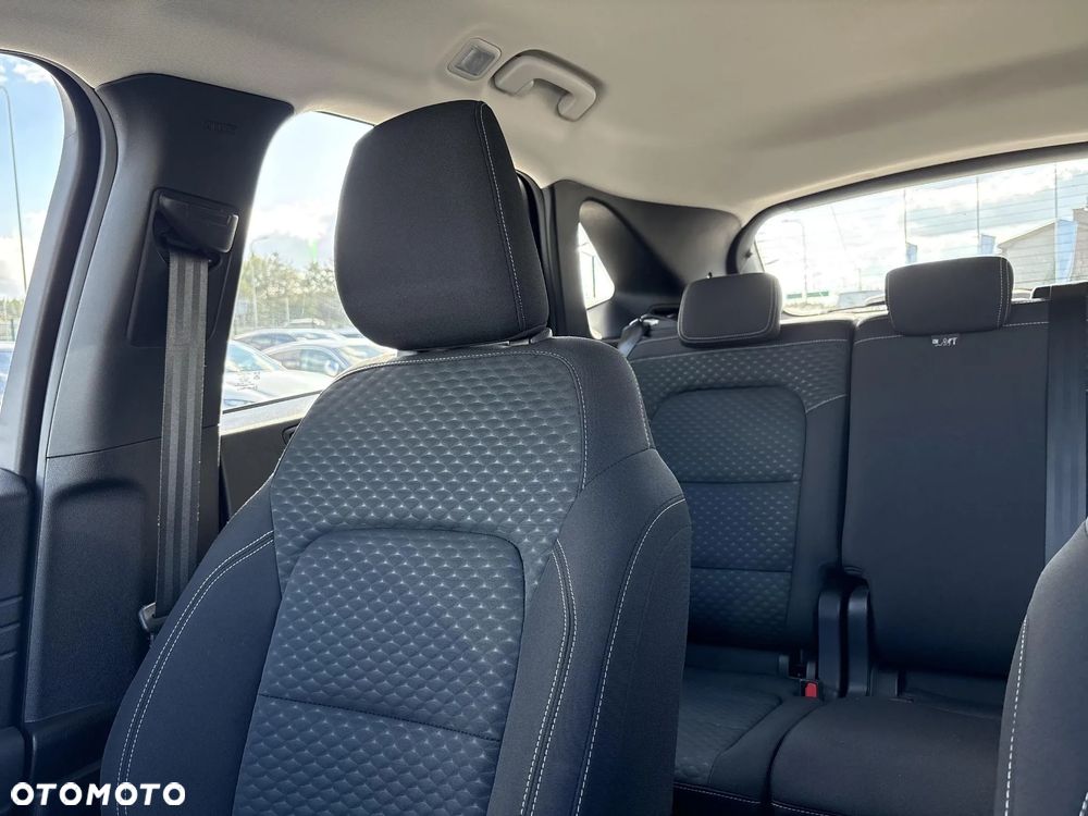 Ford Kuga - 13
