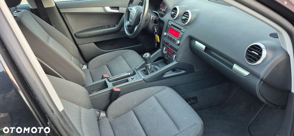 Audi A3 Sportback - 13