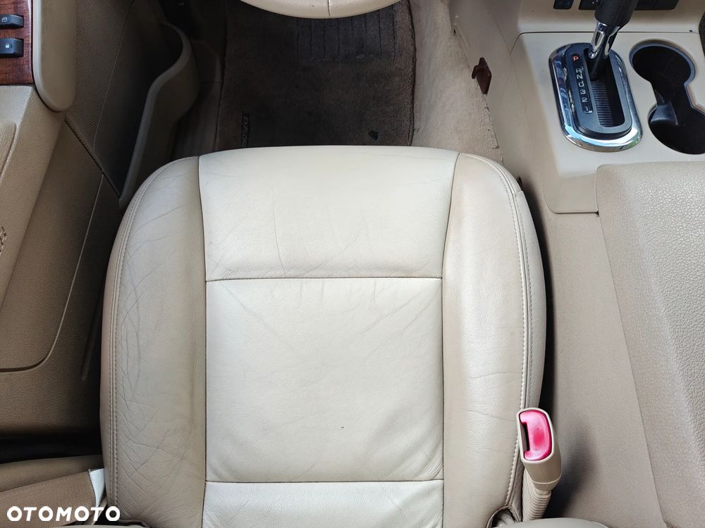 Ford Explorer 4.6 - 10
