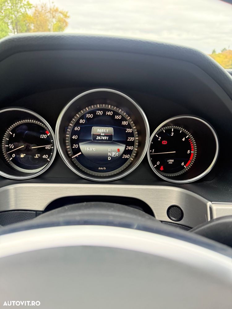 Mercedes-Benz E - 9
