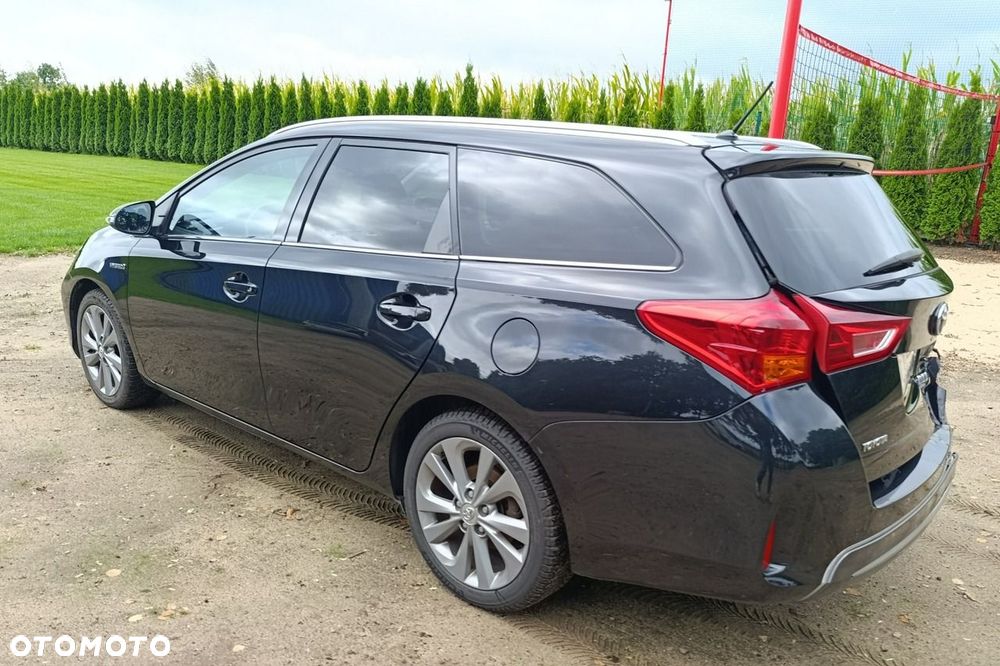Toyota Auris - 4