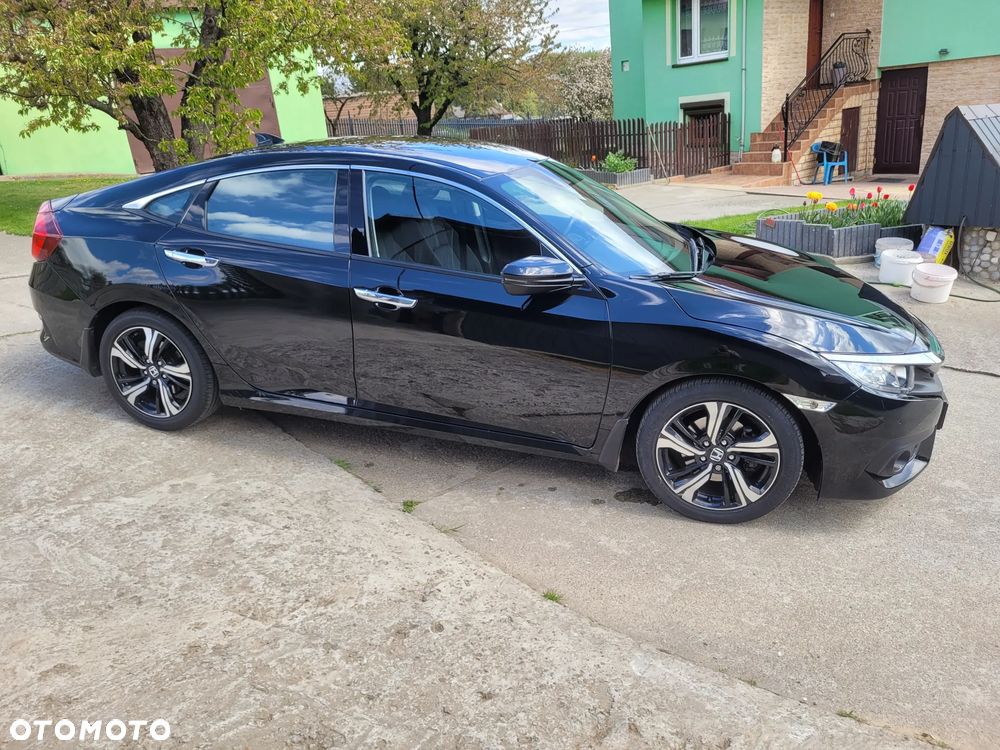 Honda Civic 1.5 T Elegance - 16