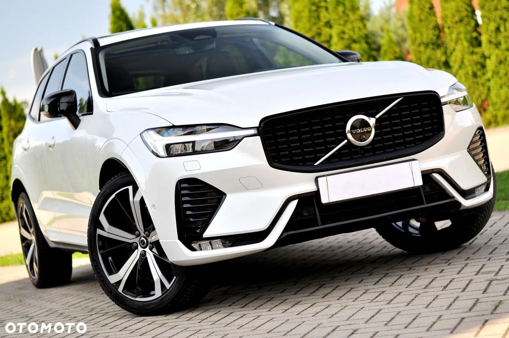 Volvo XC 60 B4 D Ultimate Dark - 4