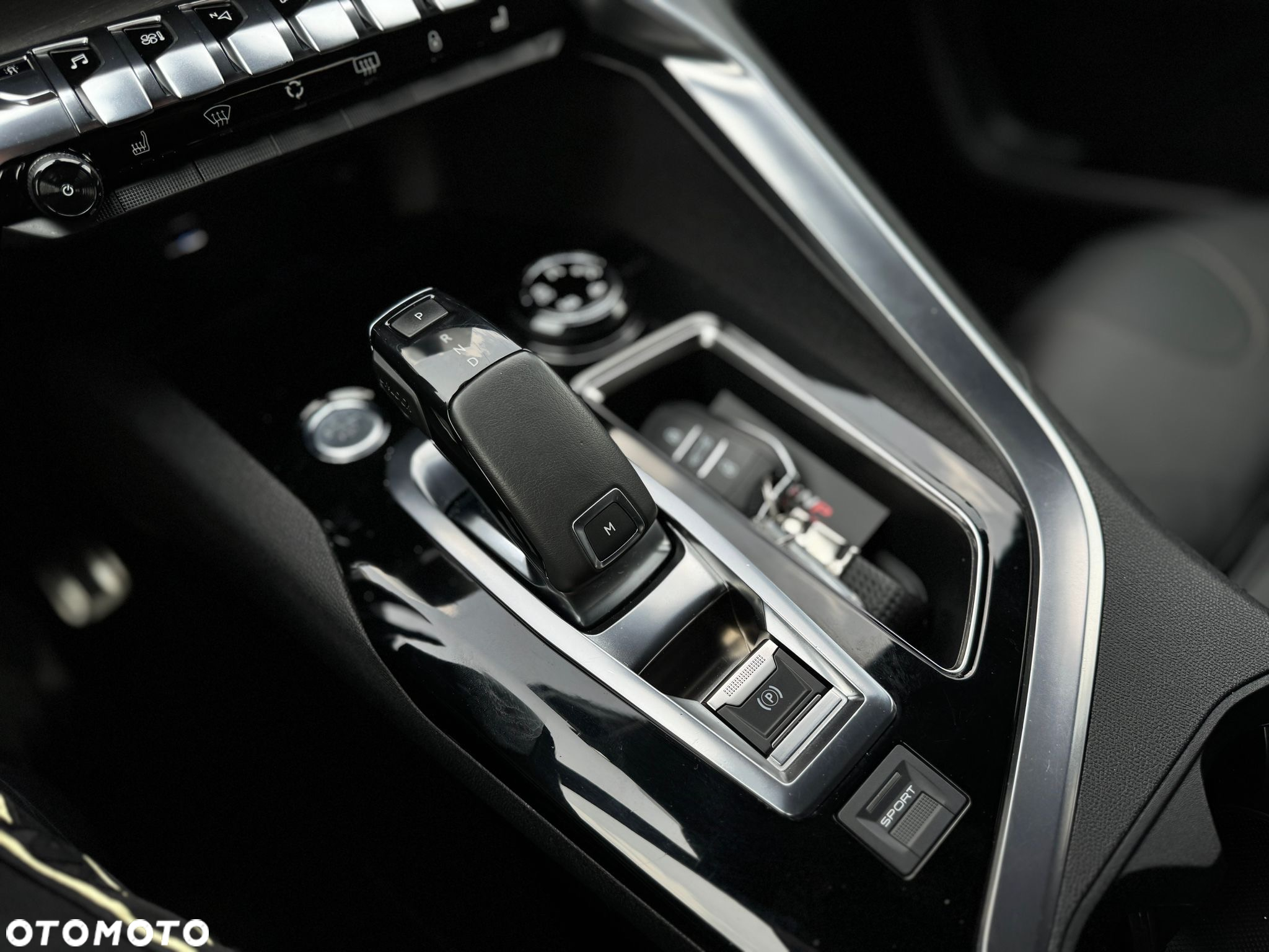 Peugeot 3008 2.0 BlueHDi GT S&S EAT8 - 18