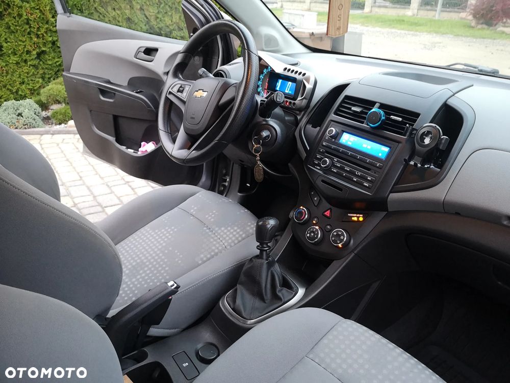 Chevrolet Aveo 1.2 LS - 7