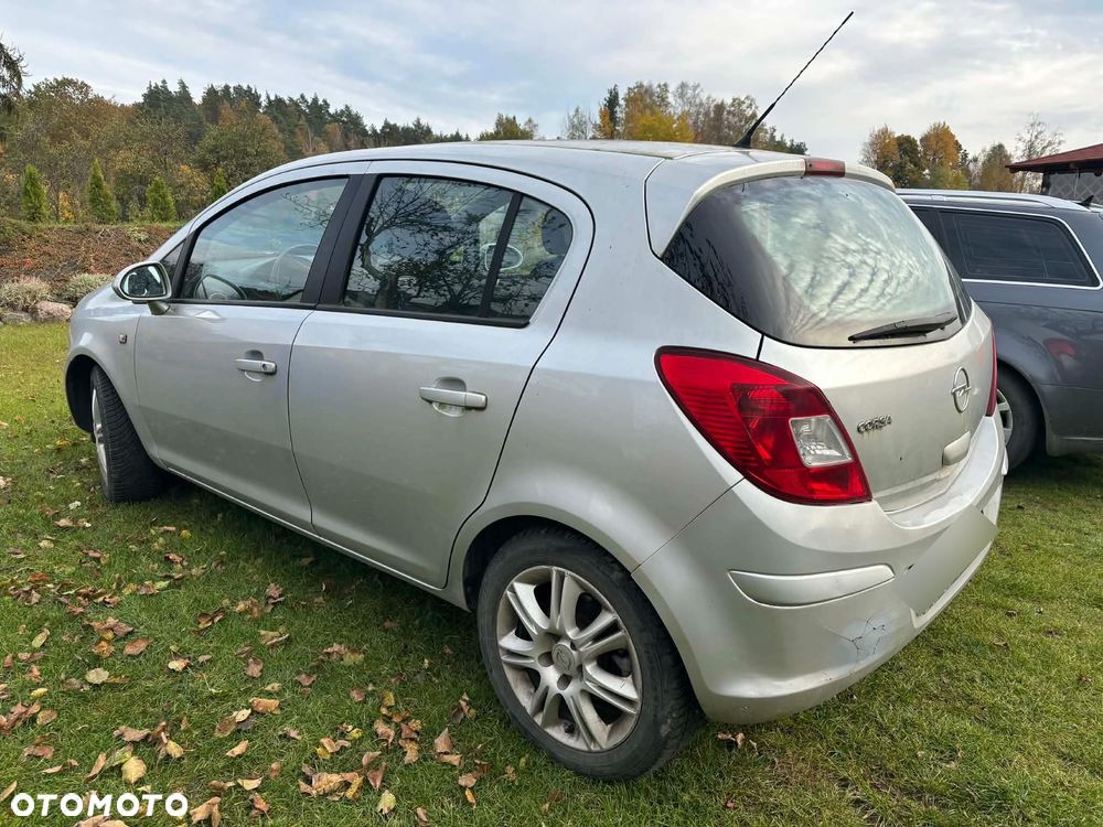 Opel Corsa 1.7 CDTI Cosmo - 4