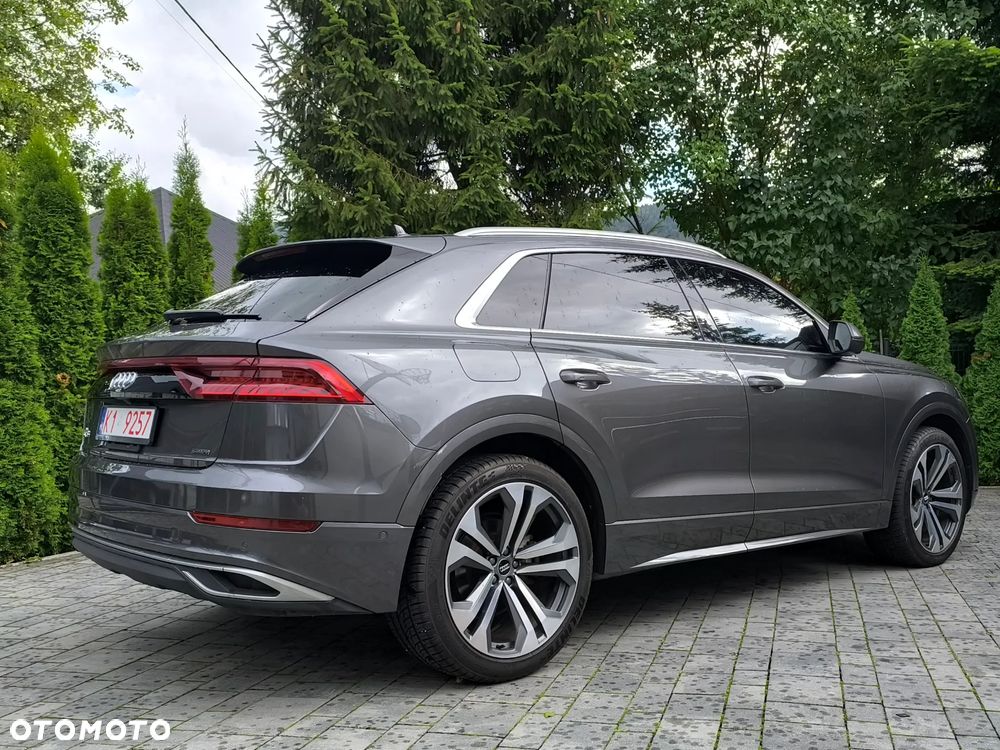 Audi Q8 55 TFSI quattro tiptronic - 5