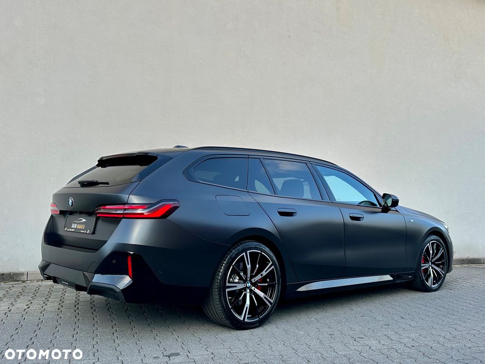 BMW Seria 5 540d xDrive mHEV M Sport Edition - 13