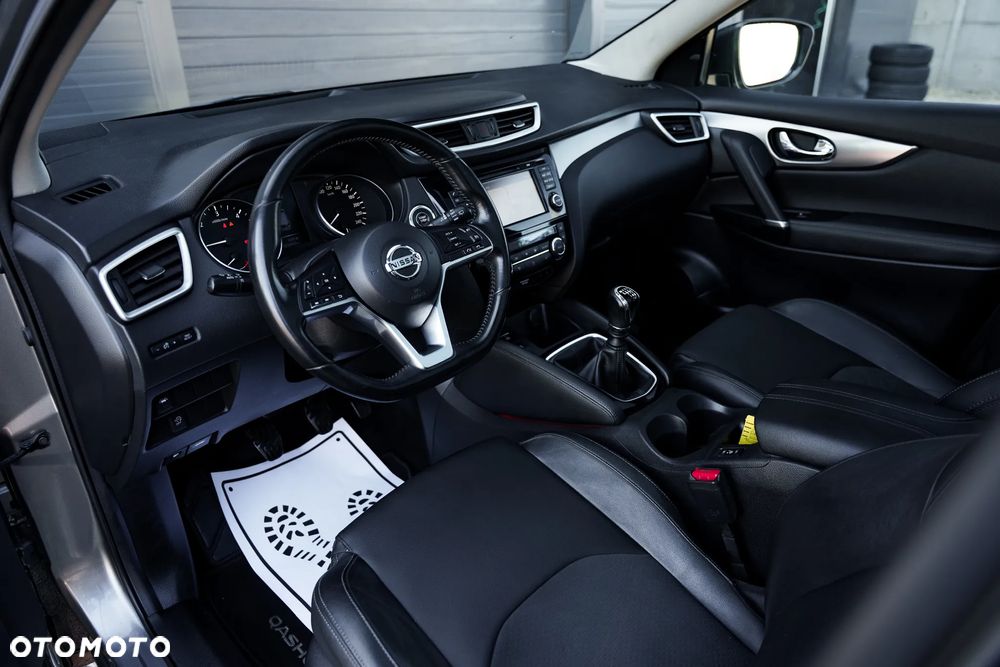 Nissan Qashqai 1.6 DCi Tekna+ - 16