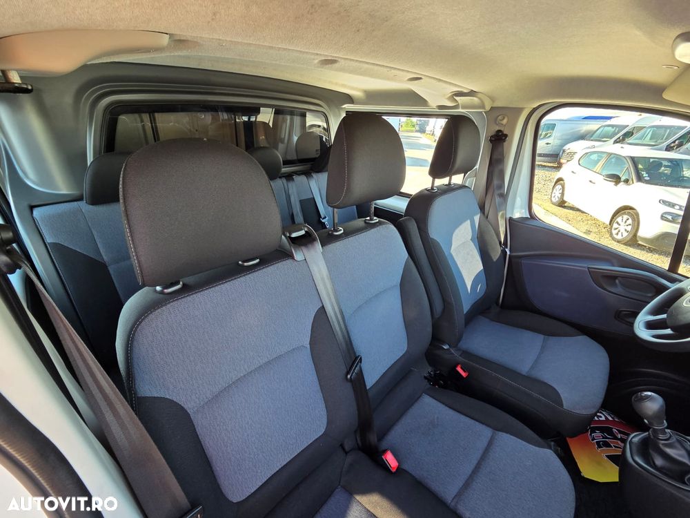 Opel Vivaro Doka 6 Locuri+Duba - 17
