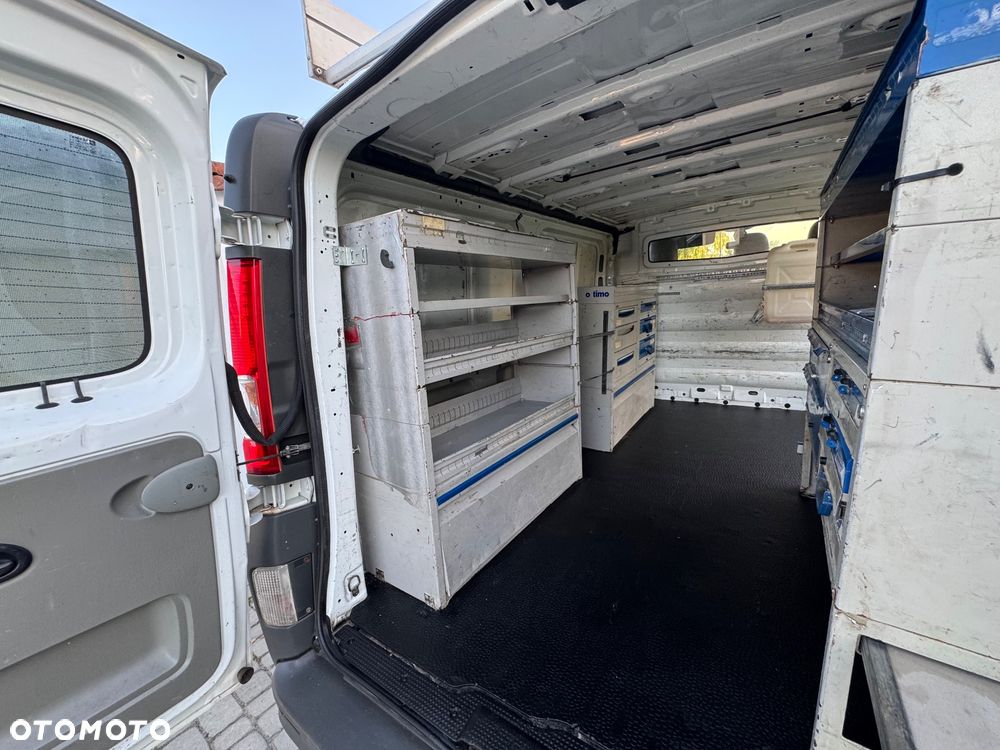 Opel Vivaro - 20
