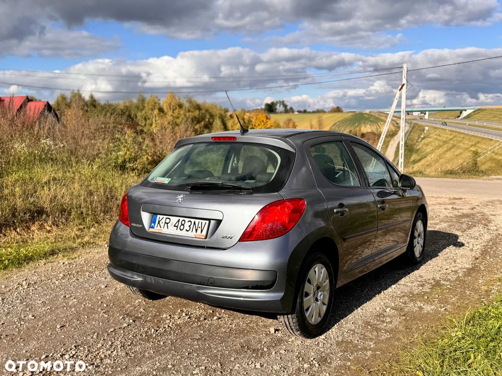 Peugeot 207 1.4 Trendy - 4