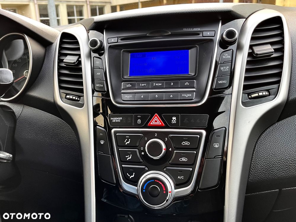 Hyundai i30 ver-1-4-classic-plus - 21