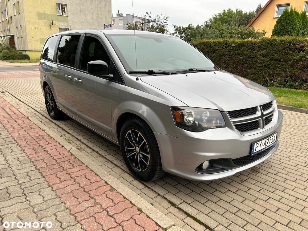 Dodge Grand Caravan - 19