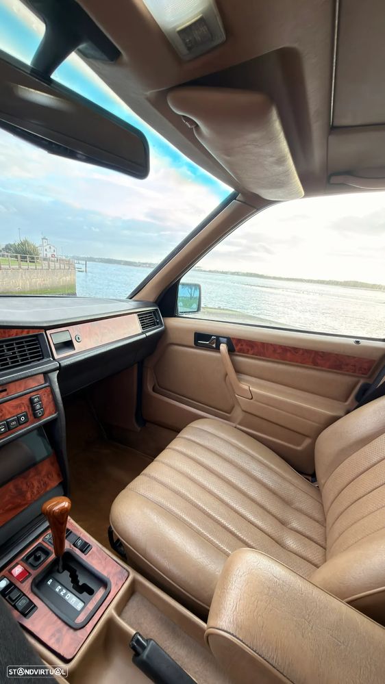 Mercedes-Benz W201 (1982-1993) - 15