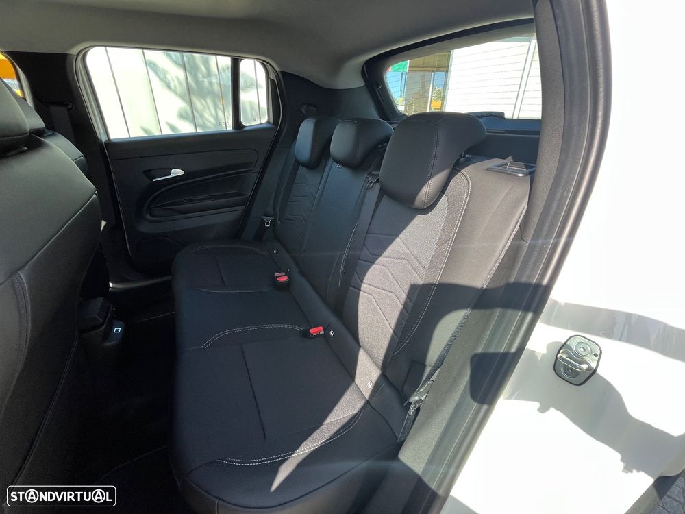 Jeep Avenger 1.2 GSE T3 Altitude - 52