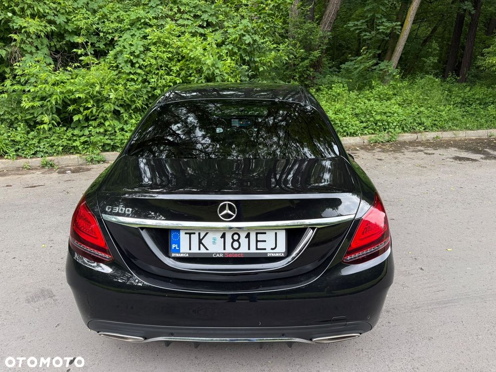 Mercedes-Benz Klasa C 300 9G-TRONIC - 7