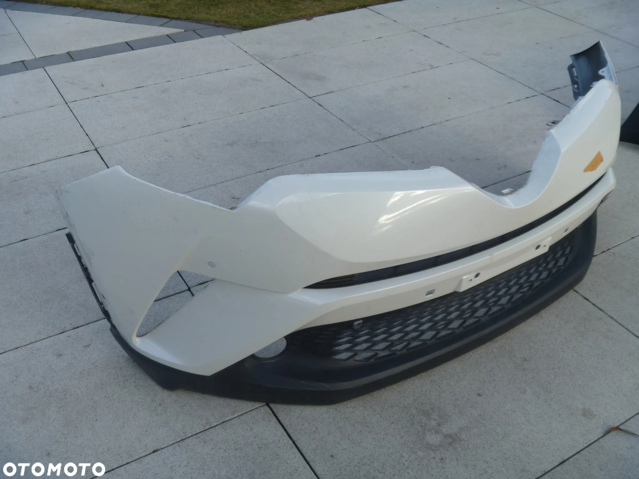 TOYOTA C HR BŁOTNIK LEWY PRAWY ORYGINAŁ - 11