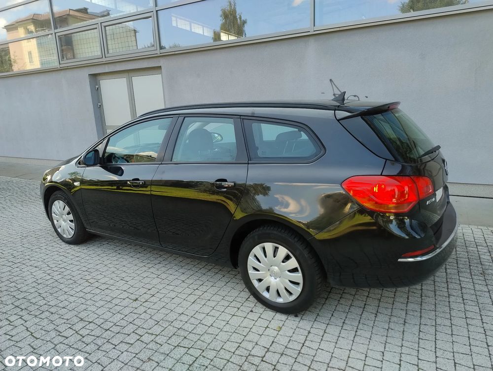 Opel Astra 1.7 CDTI DPF ecoFLEX TourerStart/Stop 105g Selection - 4
