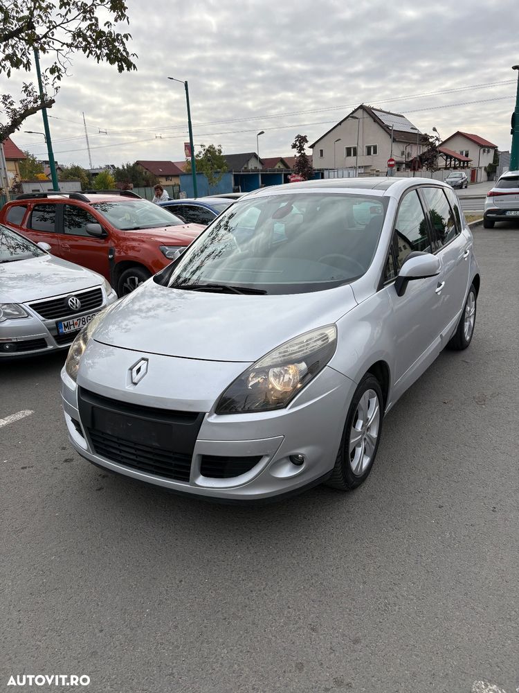 Renault Scenic dCi 110 Xmod Paris - 1