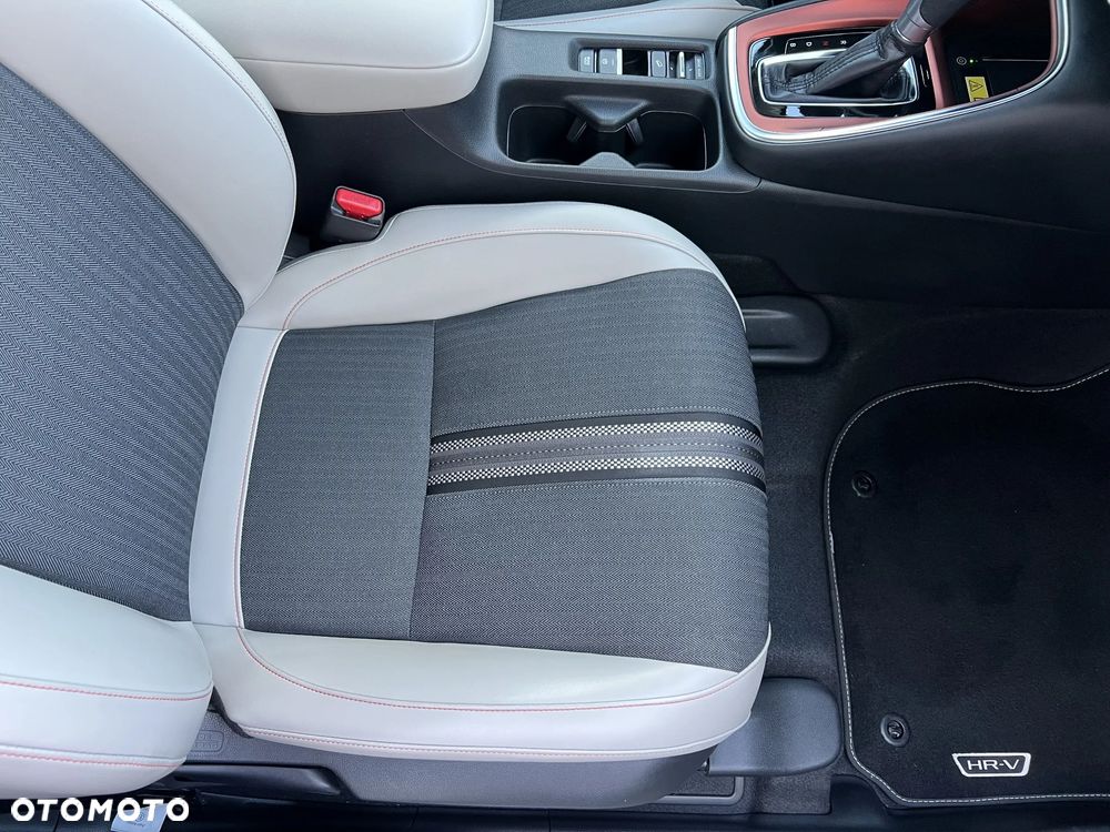 Honda HR-V 1.5 i-MMD Advance Style BSI CVT - 35