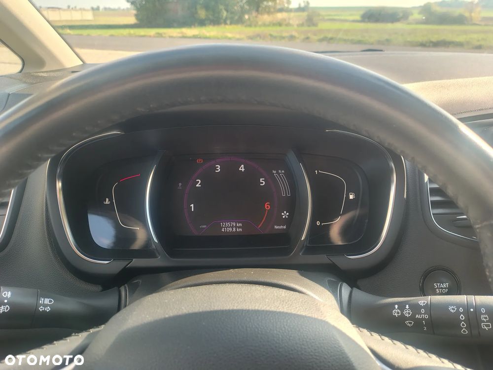 Renault Scenic - 13