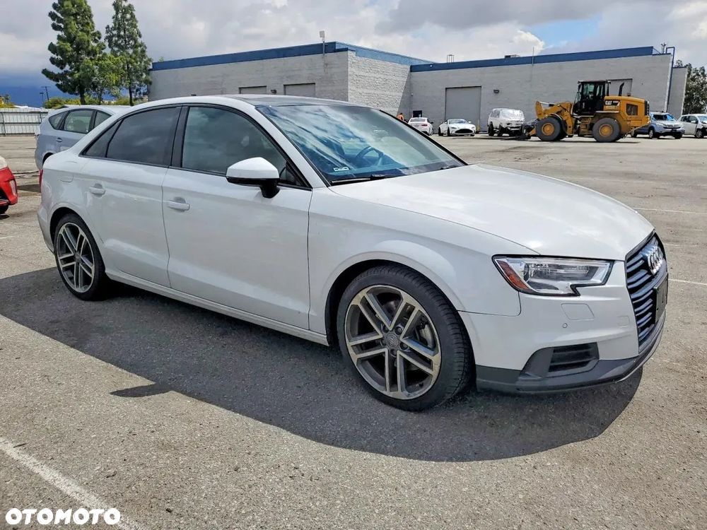 Audi A3 Limousine 40 TFSI Quattro Sport S tronic - 1