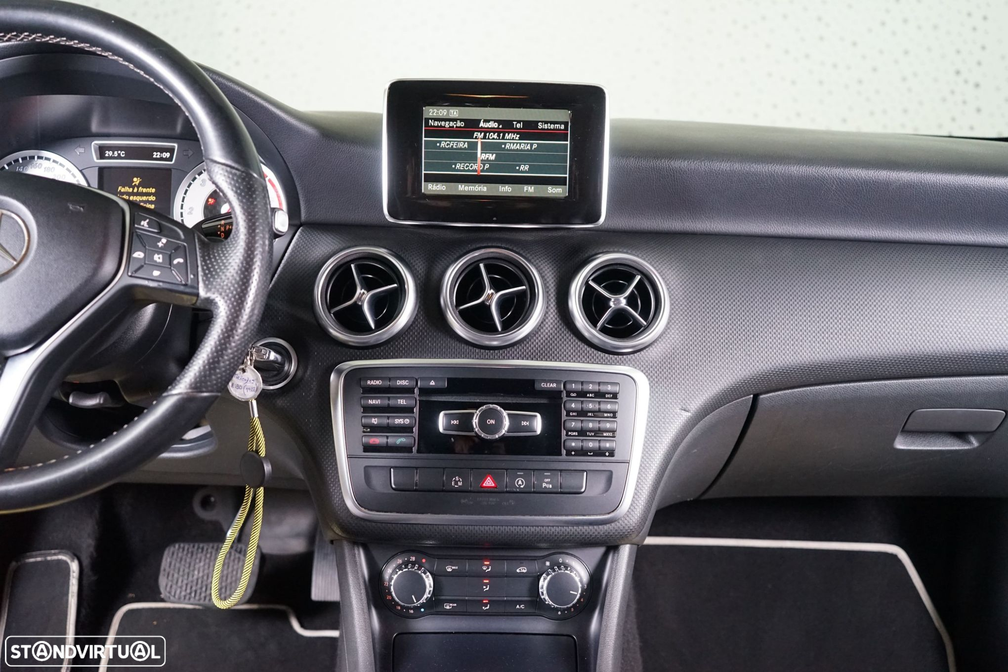 Mercedes-Benz A 180 CDi BlueEfficiency Aut. - 23