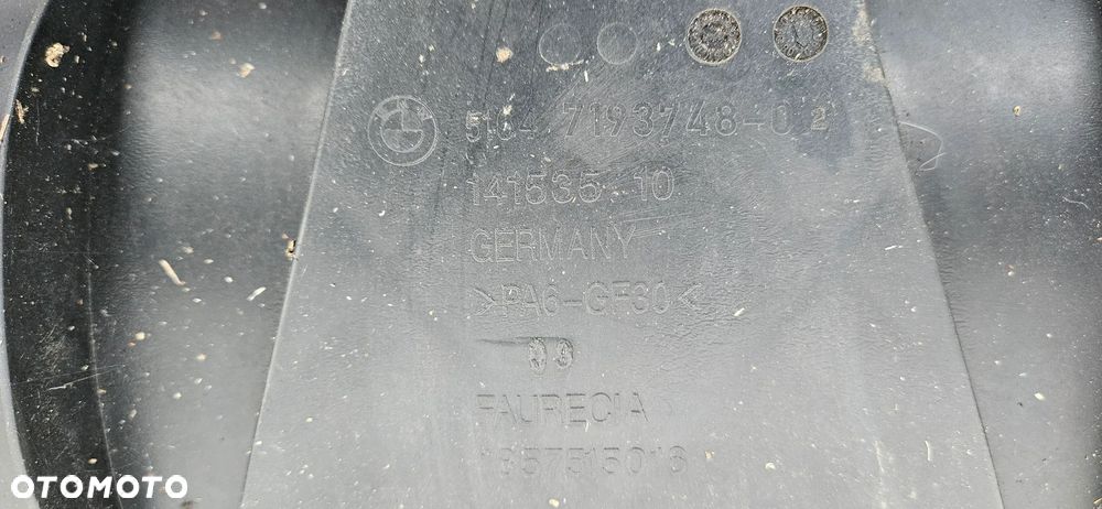 BMW 1 E87  Dolot powietrza łapacz Nadkole przód prawy lewy - 6