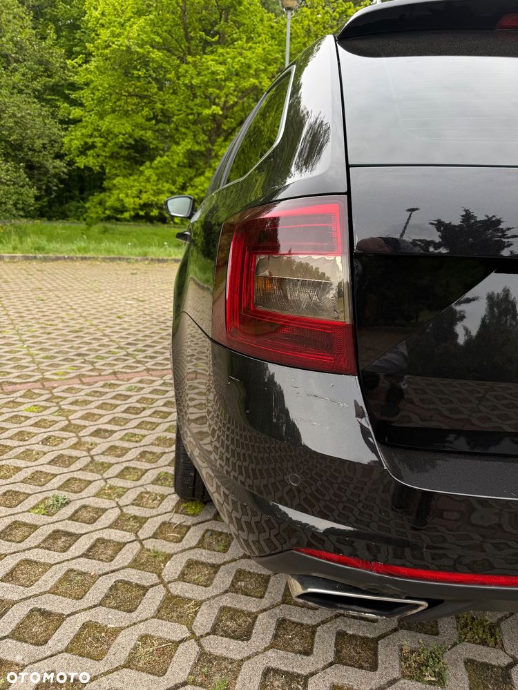 Skoda Octavia 2.0 TDI RS DSG - 6