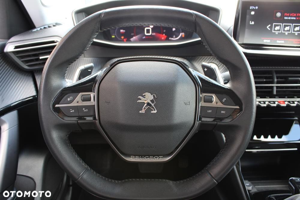 Peugeot 2008 - 12