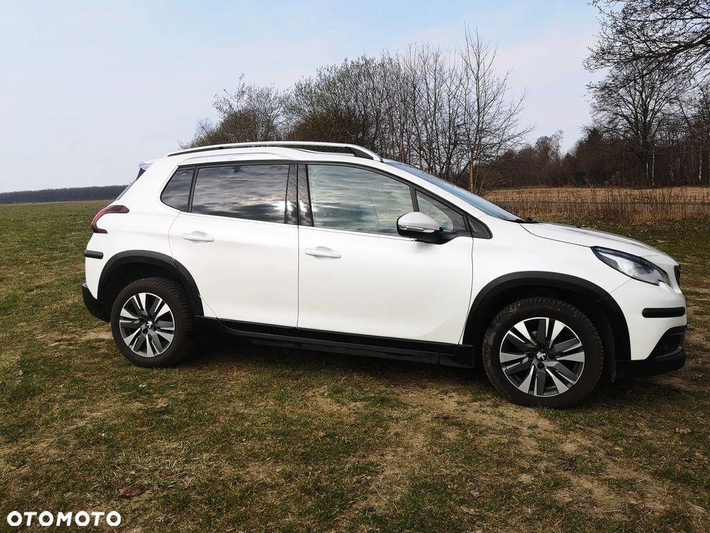 Peugeot 2008 BlueHDi 100 Allure - 9