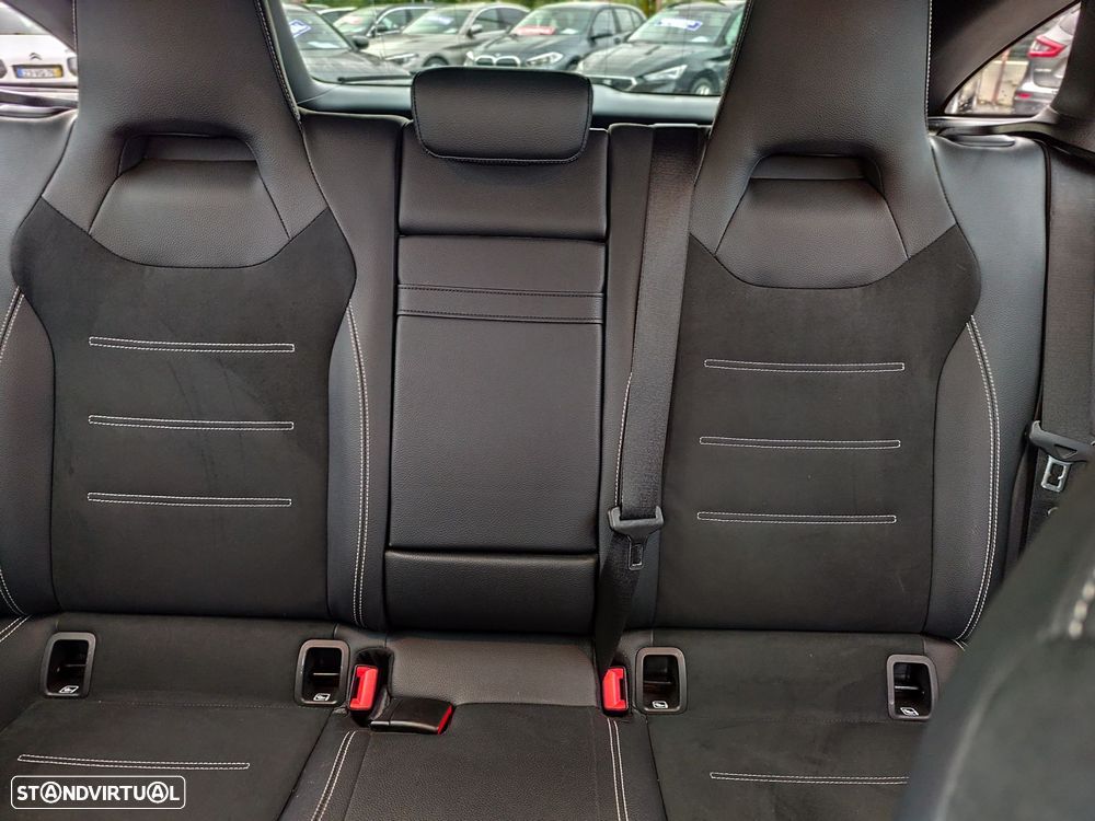 Mercedes-Benz CLA 250 e Shooting Brake AMG Line - 31