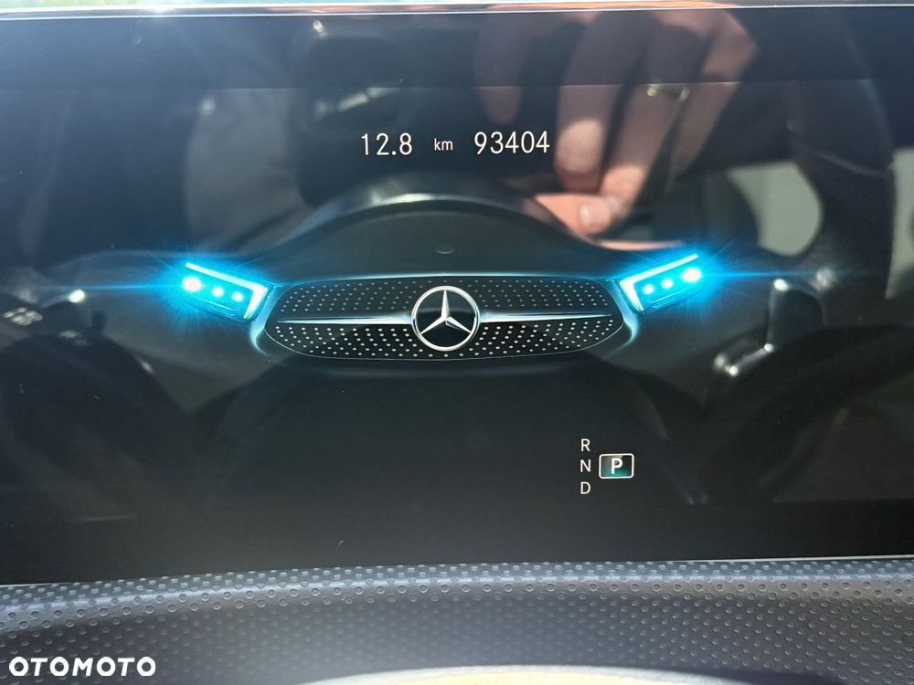 Mercedes-Benz Klasa A 220 4-Matic AMG Line 8G-DCT - 13