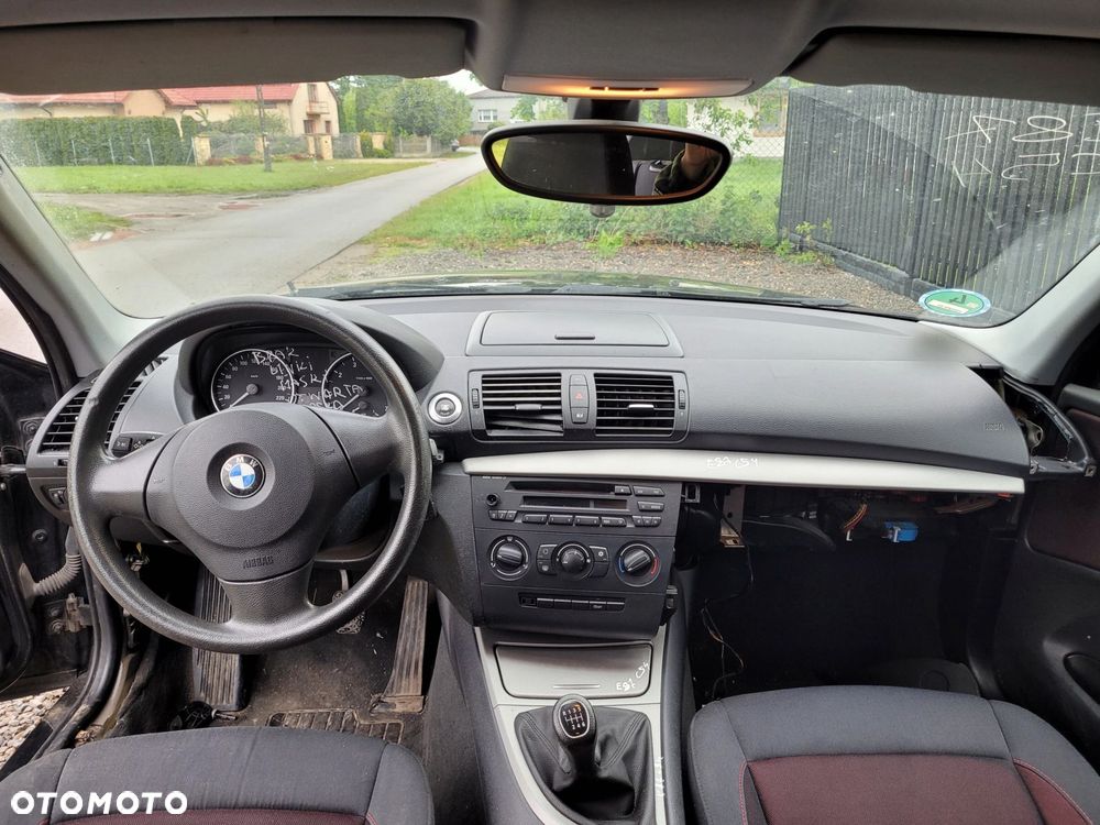 DESKA ROZDZIELCZA BMW E87 EUROPA - 1