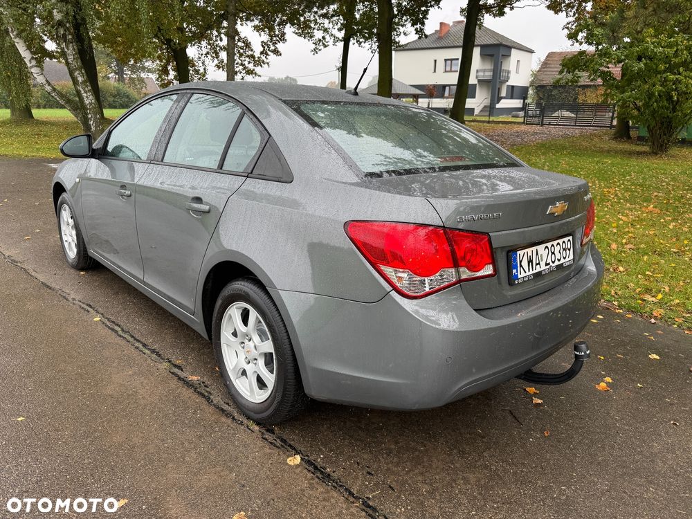 Chevrolet Cruze - 9