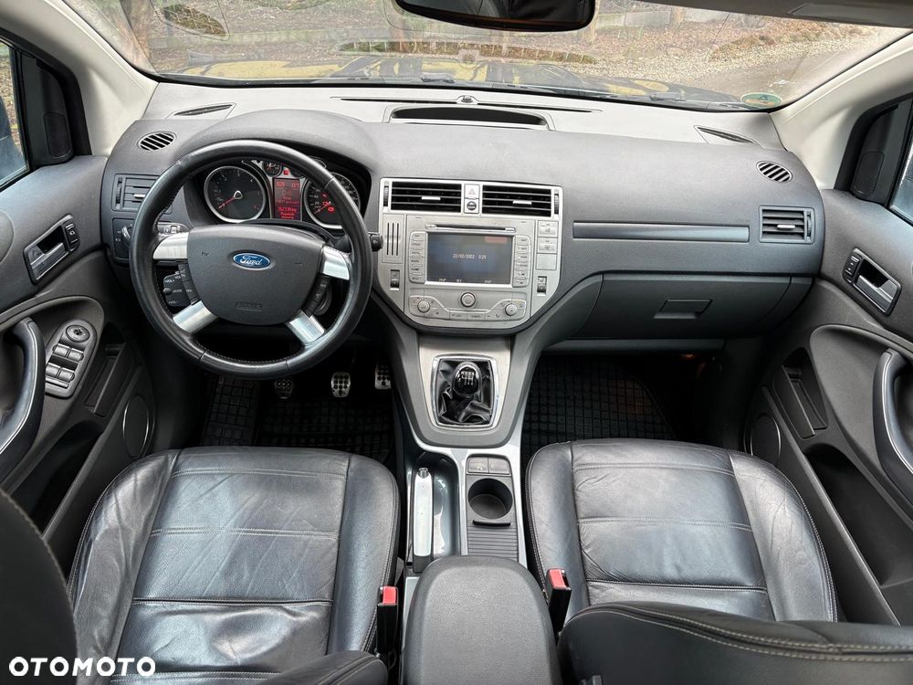 Ford Kuga 2.0 TDCi 4x4 Titanium - 15