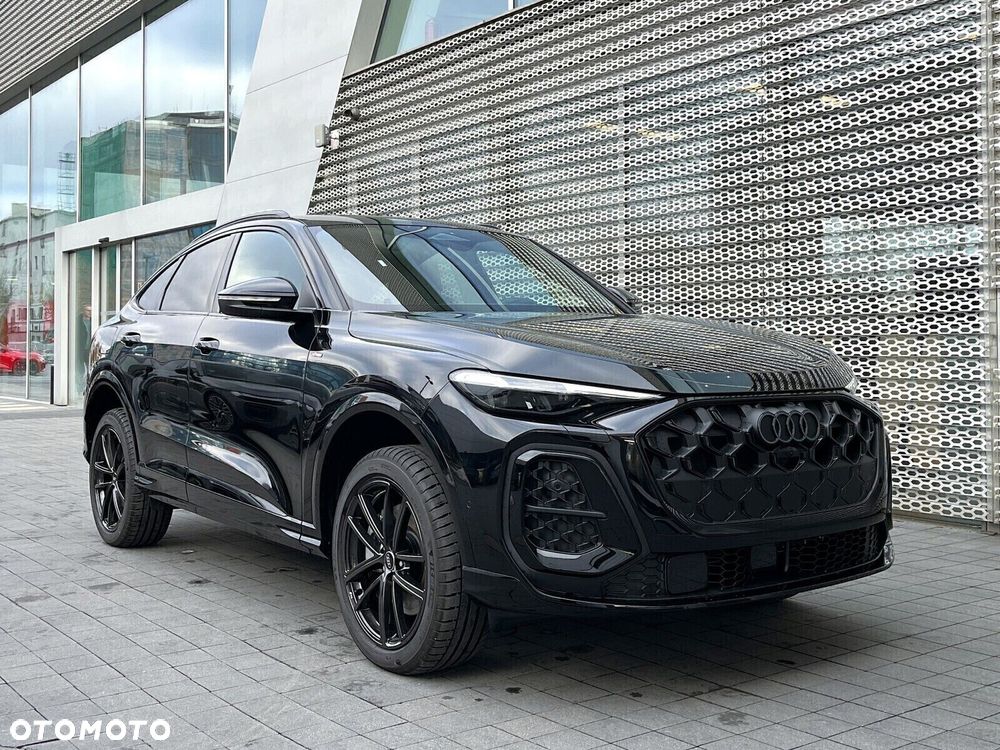 Audi Q5 Sportback - 3