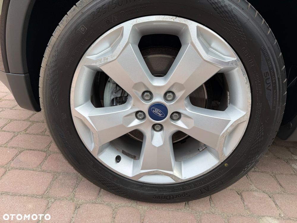 Ford Kuga 2.0 TDCi 4x4 Titanium - 36
