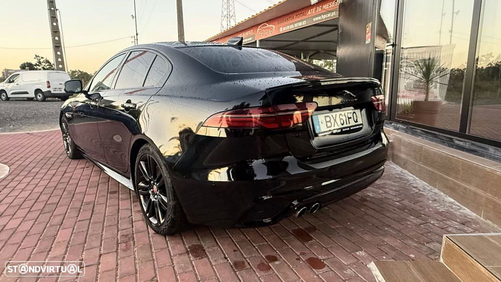 Jaguar XE 2.0 D200 R-Dynamic S - 11