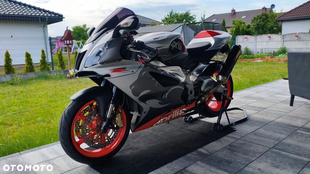 Aprilia RSV - 5