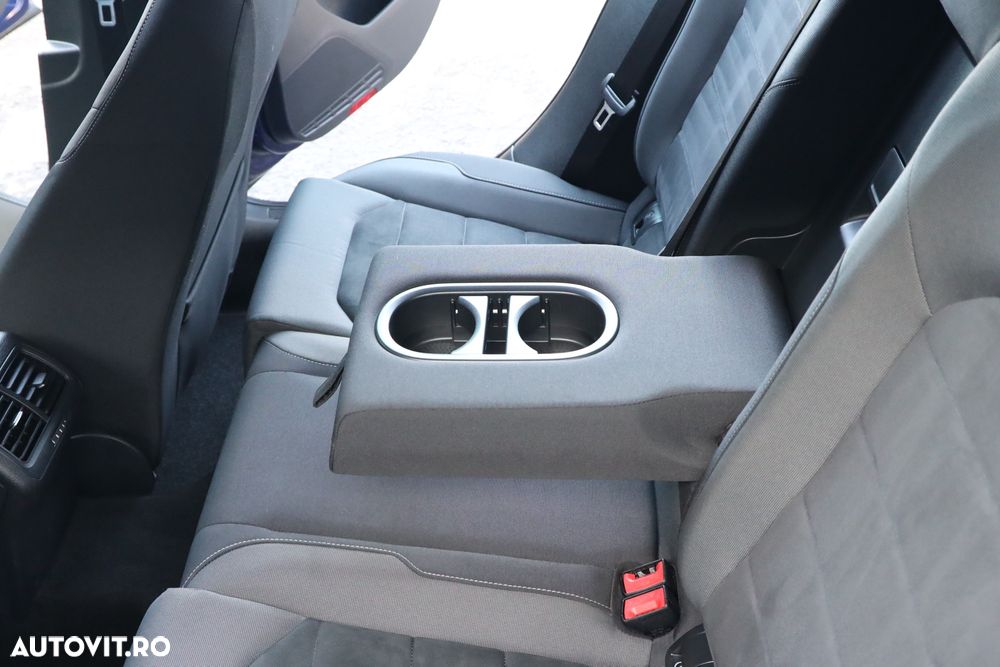 Volkswagen Golf 1.6 TDI (BlueMotion Technology) Comfortline - 24