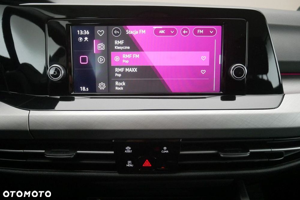 Volkswagen Golf - 10