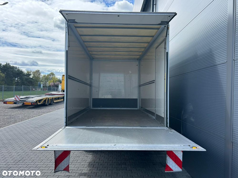 Iveco Daily 40C18 35C18 3.0 HPI Hi-Matic Kontener 8 palet + winda + drzwi boczne **KLIMA**Sprowadzony**2023R** - 9